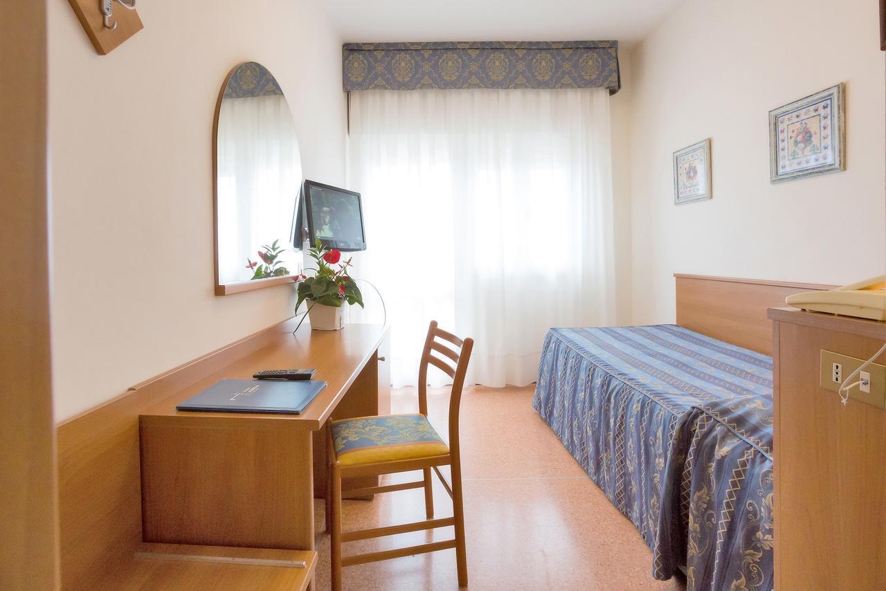 Hotel Adria Sul Mare Καόρλε Εξωτερικό φωτογραφία